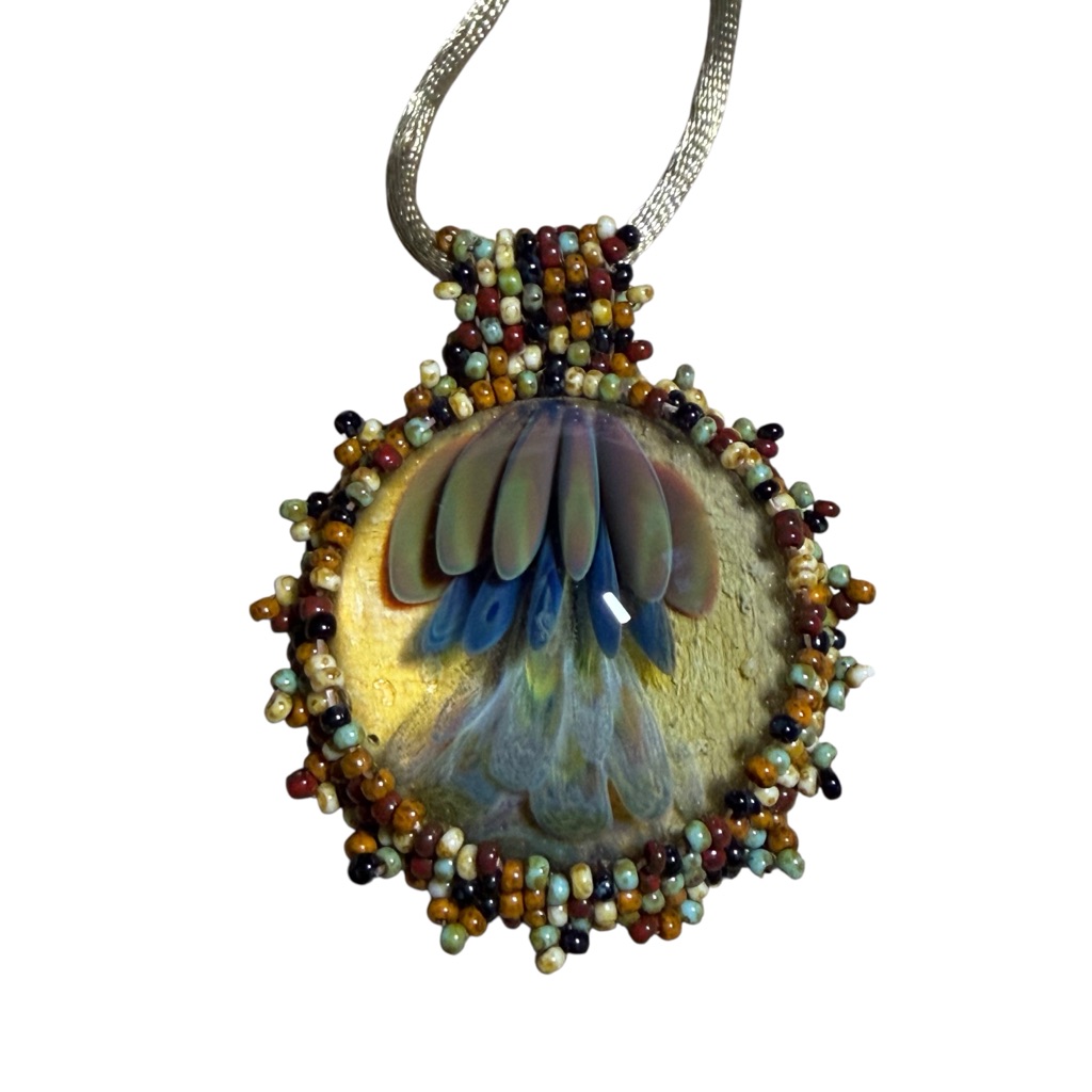 Nwt Handcrafted Boro Glass Beaded Jellyfish Pendant